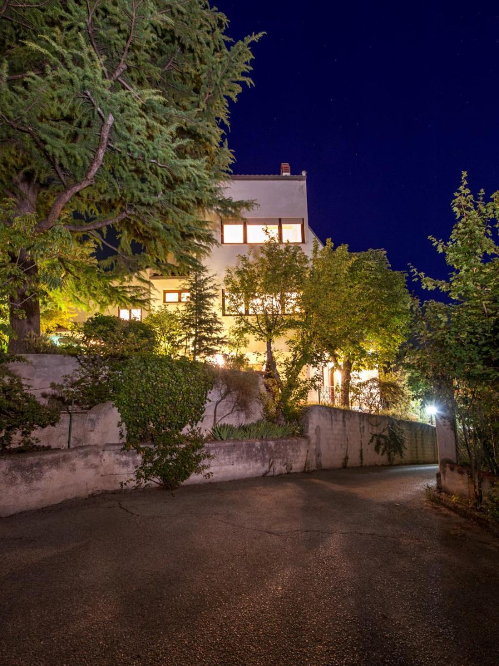 Ferienwohnung A Casa Di Galdino E Vittorianna LʼAquila Exterior foto